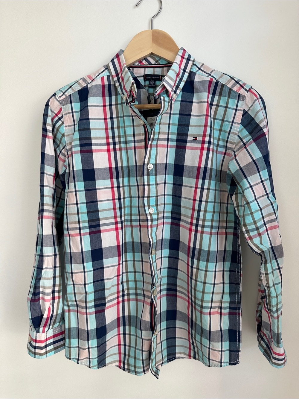 Tommy Hilfiger Boy’s Navy, Light Blue & White Plaid Button-Down Shirt Size 16-18